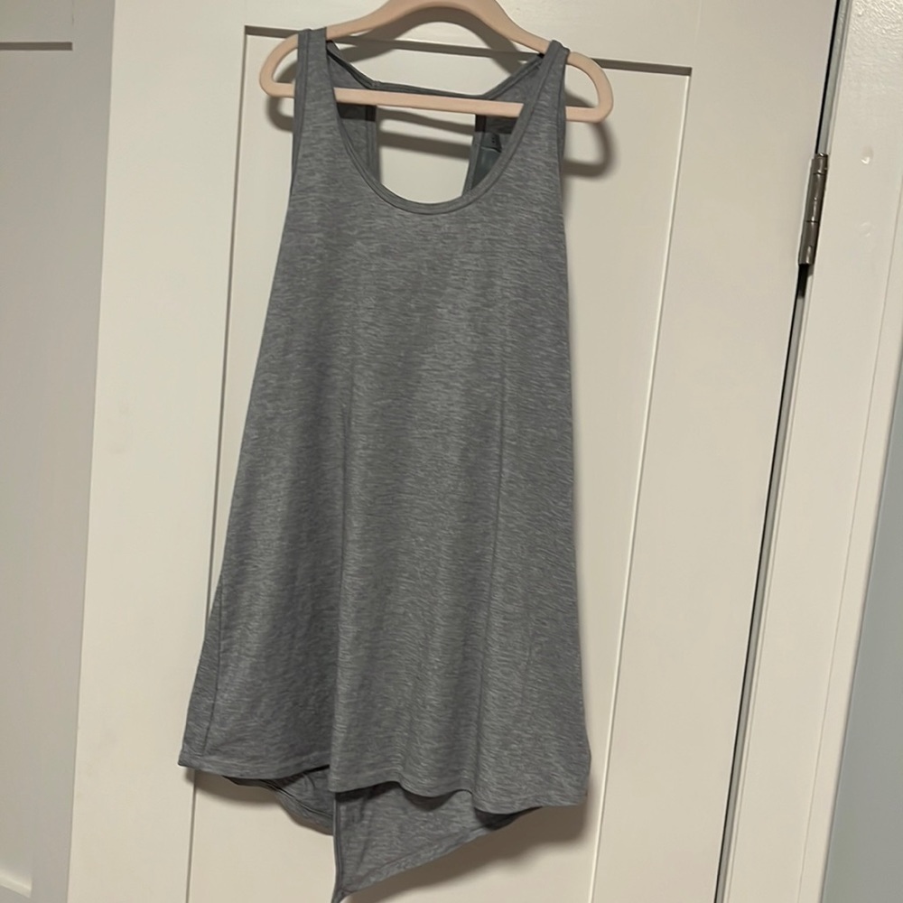 ATHLETA ESSENCE CRISS CROSS OPEN TIE BACK TANK sz xs